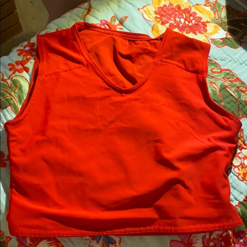 Gc2b half binder red (L)